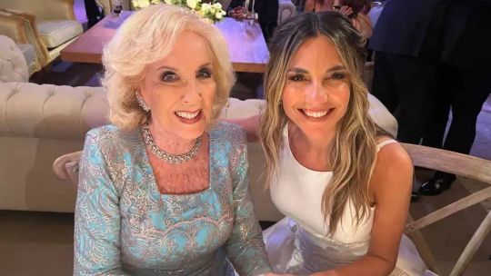 Pampita y Mirtha Legrand, súper glamorosas en la boda de Jorge Macri y María Belén Ludueña
