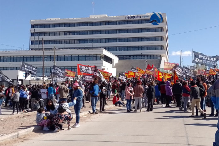 Miércoles con protestas en el centro de Neuquén