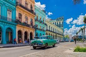 Cuba prevé en 2023 triplicar turistas tras decepción de 2022