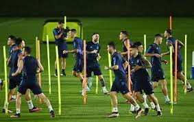 La práctica de la selección argentina: la carta que se guardará Scaloni de cara al partido contra Croacia