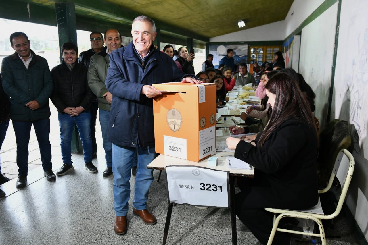 Elecciones en Tucumán: el oficialista Jaldo se impone por más de 30 puntos