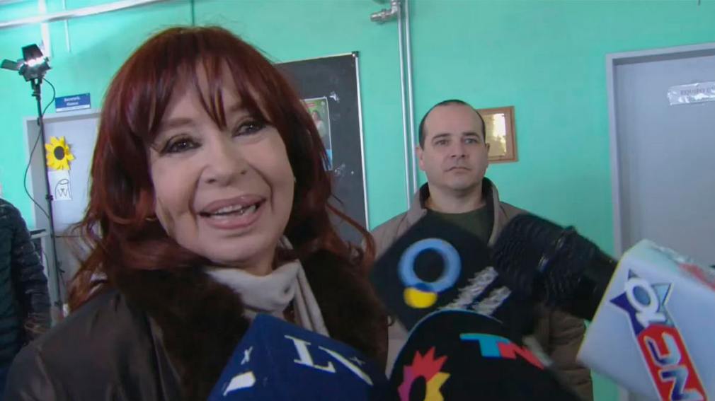 Cristina Kirchner votó en la provincia de Santa Cruz: “Es un día de muchas emociones”