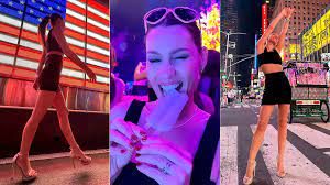 Pampita recorrió el Times Square en Nueva York y un detalle llamó la atención de sus seguidores