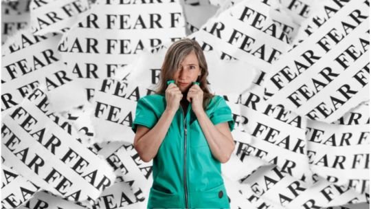 Laura Crespi “¿El MIEDO vende más que el AMOR?”