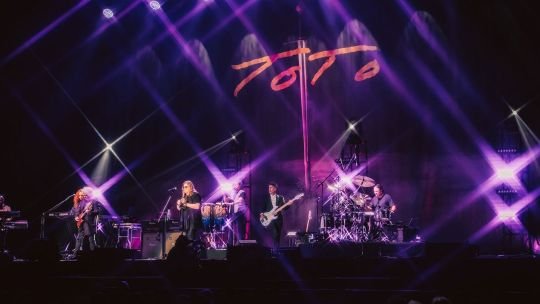 Toto vuelve a la Argentina en diciembre acompañado por Christopher Cross