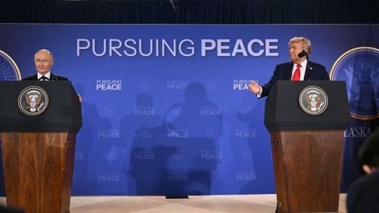 Luego de una reunión de tres horas, Trump y Putin dieron una conferencia conjunta en Alaska