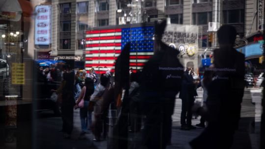 Pánico en las acciones de software ante temores por la irrupción de la IA