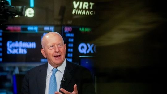 Donald Trump se burla del CEO de Goldman Sachs por errar en previsiones sobre impacto de aranceles