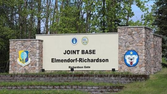 Reunión Trump-Putin: cómo es la Base militar Conjunta Elmendorf-Richardson en Alaska