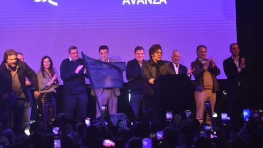 Quiénes son los “8 indestructibles” de Javier Milei y qué dijeron en su presentación como candidatos bonaerenses