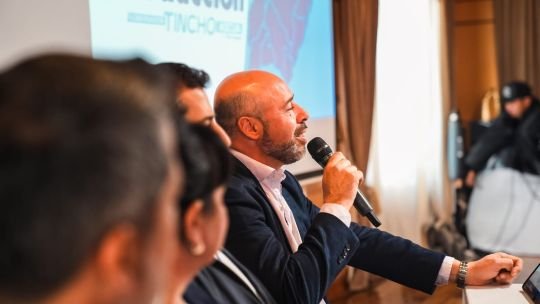 Elecciones en Corrientes: “Tincho” Ascúa promete alquilar las residencias oficiales para financiar viviendas sociales