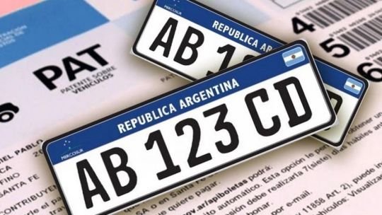 La Provincia implementará “una alternativa para identificar a los vehículos” ante la falta de chapas para las patentes