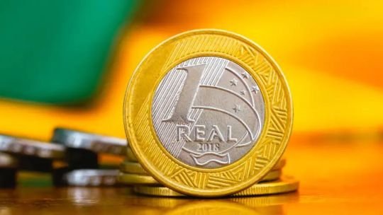 Real hoy y real blue hoy, EN VIVO: el minuto a minuto de la cotización de este viernes 15 de agosto de 2025