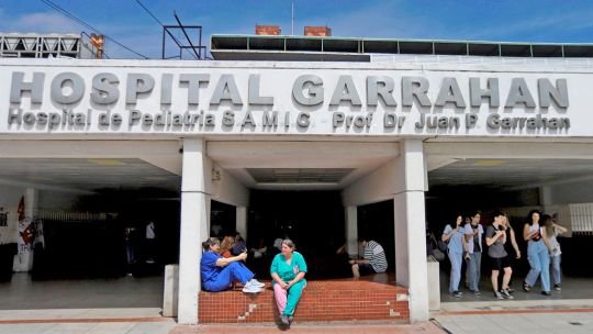 El Garrahan anunció un aumento salarial con fondos propios, pero persiste el conflicto