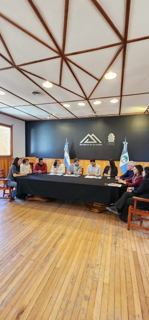 La Vice Intendente, Tamara Martínez junto a más mandatarios suscribieron el Convenio de Cooperacion e Intercambio de la creación de Corredor Cultural Sur.