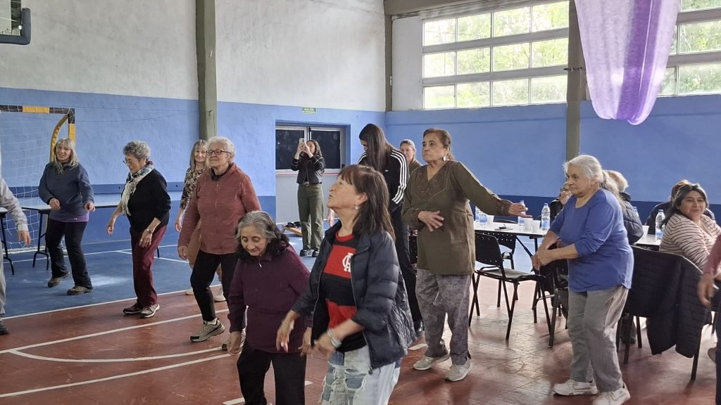 Encuentro de Adultos Mayores en el Gimnasio Municipal Adrián Mercado