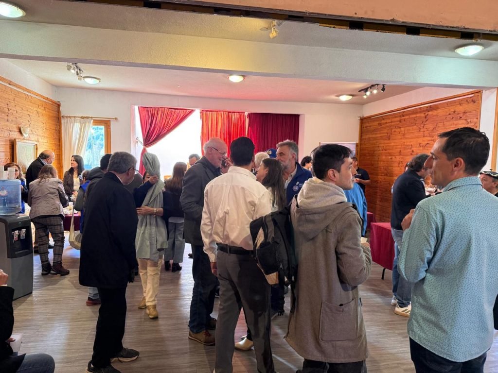 Villa La Angostura fue sede del encuentro binacional del Rotary Club con reconocimientos “Vos Dejá Huella”