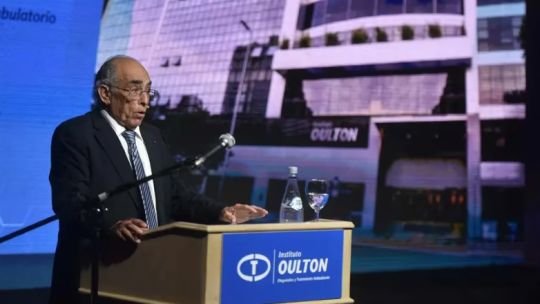 Oulton inauguró edificio de Medicina Biomolecular: en qué se enfoca y cuánto invirtió