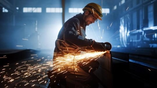 Avalancha de importaciones: en sólo seis meses crecieron 40% los productos del exterior en la industria metalúrgica