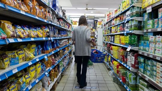 Córdoba: según el Centro de Almaceneros la inflación fue del 2,2% y el 50,4% de los hogares eliminó alguna comida
