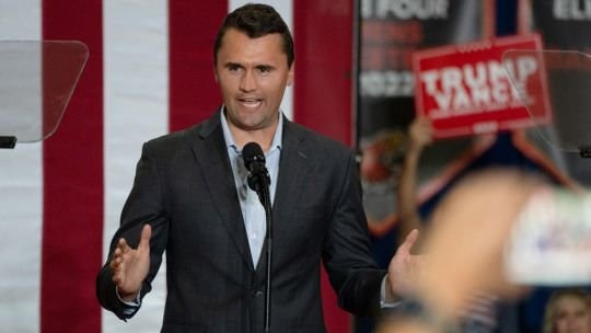 La policía de Estados Unidos investiga quién disparó contra Charlie Kirk: liberaron a un detenido