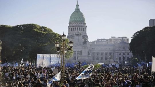 Según el proyecto de Presupuesto 2026, la inversión en educación universitaria será incluso menor que en 2025