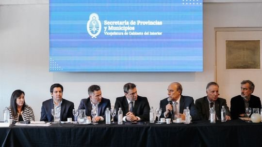 La Libertad Avanza: internas nacionales dilatan la agenda de campaña en Córdoba