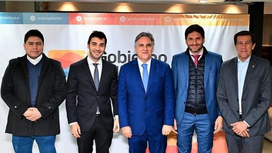 Los gobernadores de Provincias Unidas lanzaron un mensaje “en cadena” contra el Gobierno: “Sin gestión no hay futuro”