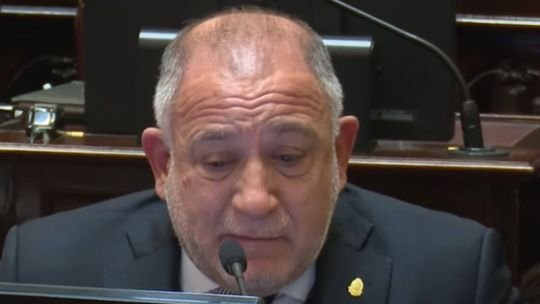 Luis Juez, entre la bronca y el dolor relató que Karina Milei lo llamó para pedirle perdón: “No me ofendan a mi hija”