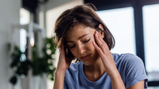 El “dolor silencioso” de las migrañas: 15% de la población mundial las padece y las mujeres son las más afectadas