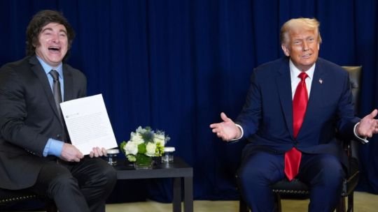 “Amigos corruptos” versus “peronista”: el cruce de la oposición demócrata y Scott Bessent por el “rescate” de Argentina