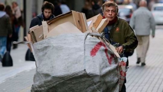 Radiografía de la pobreza en Argentina: cómo evolucionó en cada región y cuáles son las ciudades más vulnerables