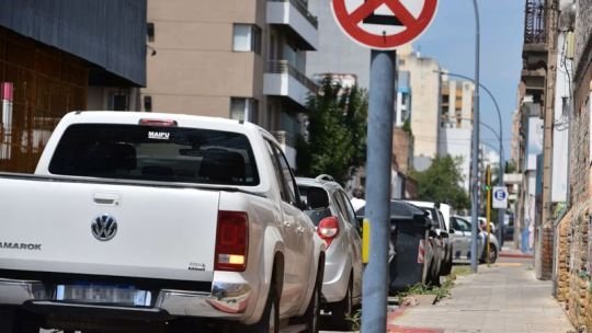 Multas en Córdoba: desde mañana comenzarán a sancionar a quienes estacionen mal con montos de hasta 0.000