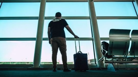 Turismo emisivo: una canilla abierta de salida de divisas que suma presión en medio del nerviosismo cambiario