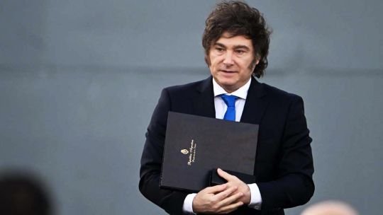 Las palabras de Milei en 2023 sobre Santilli, quien encabezaría la lista oficialista: “Es un pésimo candidato”