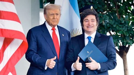 La extraña defensa de Donald Trump a Javier Milei: “Se están muriendo”