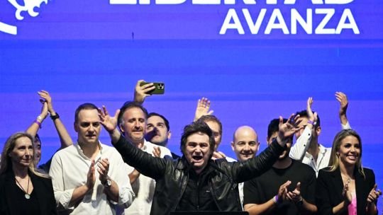 LLA llegó al cierre de campaña sin acallar las internas ni controlar los cambios y los escándalos LLA llegó al cierre de campaña sin acallar las internas ni controlar los cambios y los escándalos