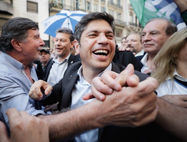 Una combinación de miedo y esperanza le deja a Milei el camino despejado hasta 2027