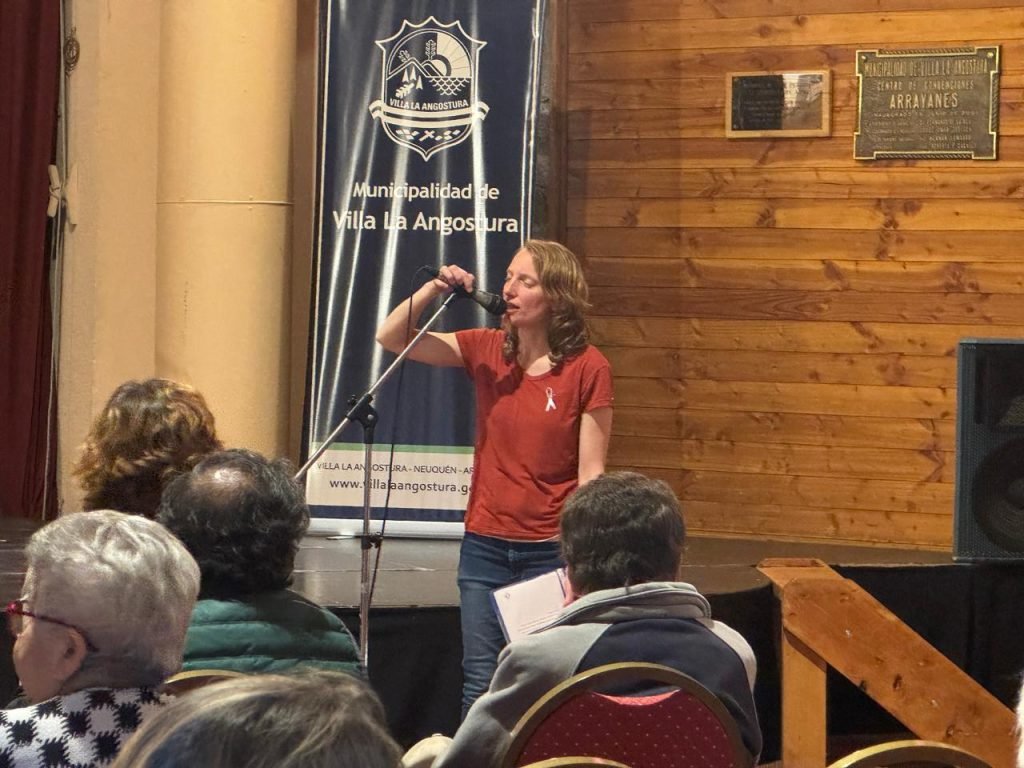 El Área de Adultos Mayores promovió una gran jornada de “Miradas” El Área de Adultos Mayores promovió una gran jornada de “Miradas”