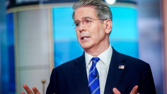 Bessent reveló motivos geopolíticos detrás del rescate a Milei: “Sacar a China” de Argentina