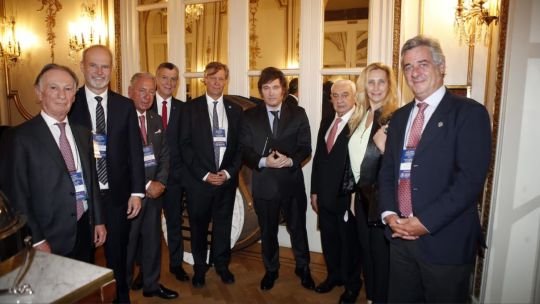 Euforia empresaria por el fin del “riesgo kuka” y “ansiedad” por el diálogo que haga realidad las reformas