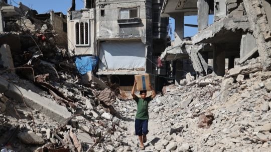 Israel y Hamas se acusan mutuamente y peligra el alto el fuego en Gaza