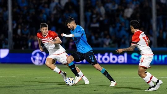 El defensor de Belgrano Lisandro López juega a otro nivel