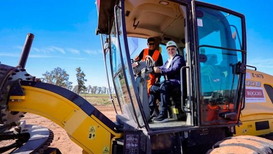 Mientras la Nación mira para otro lado, Llaryora se pone el casco y reactiva la Ruta 19