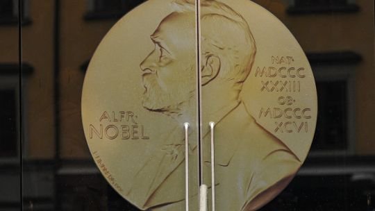Joel Mokyr, Philippe Aghion y Peter Howitt recibieron el Premio Nobel de Economía