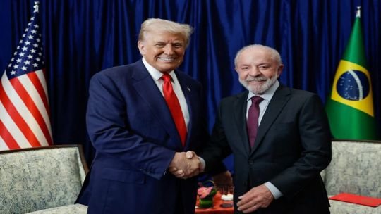 Trump y Lula se reunieron en Malasia, pese al caso Bolsonaro