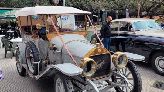 Vuelve Autoclásica, la exposición más importante de Sudamérica con más de 1200 vehículos