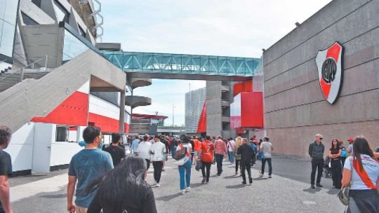 Voto cantado: en River ganó el oficialismo