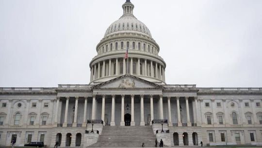 Senadores de EE.UU. logran acuerdo para poner fin al cierre del Gobierno