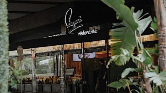 El dueño de un emblemático restaurante porteño dice que debe cerrar por un juicio laboral El dueño de un emblemático restaurante porteño dice que debe cerrar por un juicio laboral